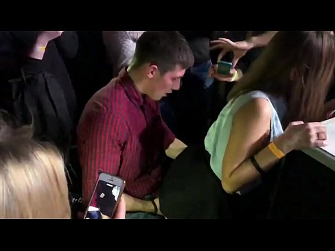 ❤️ Tinuod nga sekso sa usa ka nightclub sa Russia. Ang 18-anyos nga Ruso nga babaye sa anus ug puwerta nakighilawas sa usa ka nightclub ️❌  Sex sa amon ☑